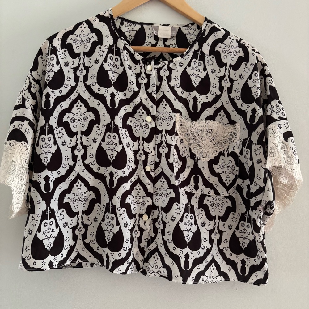 Vintage Natori Buttons Up Cropped Top Satin Silk Lace Sz M Fairy Whimsigoth B&W